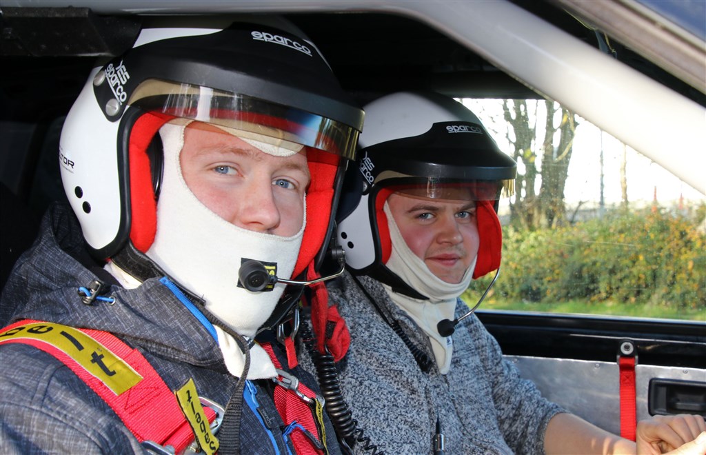 Christian André Lykke Falck Christensen og Per Jørgensen lærte meget omkring klubrally i Herregårdsløbet 2017.
(Foto: Allan Post)